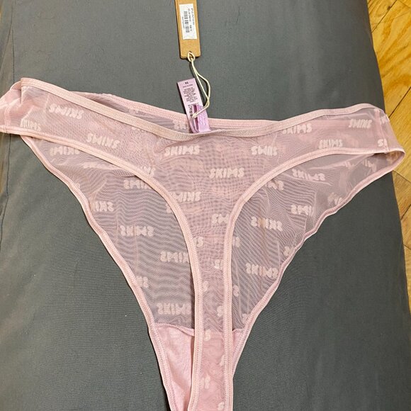 underwear Skims - Picture 4 of 5